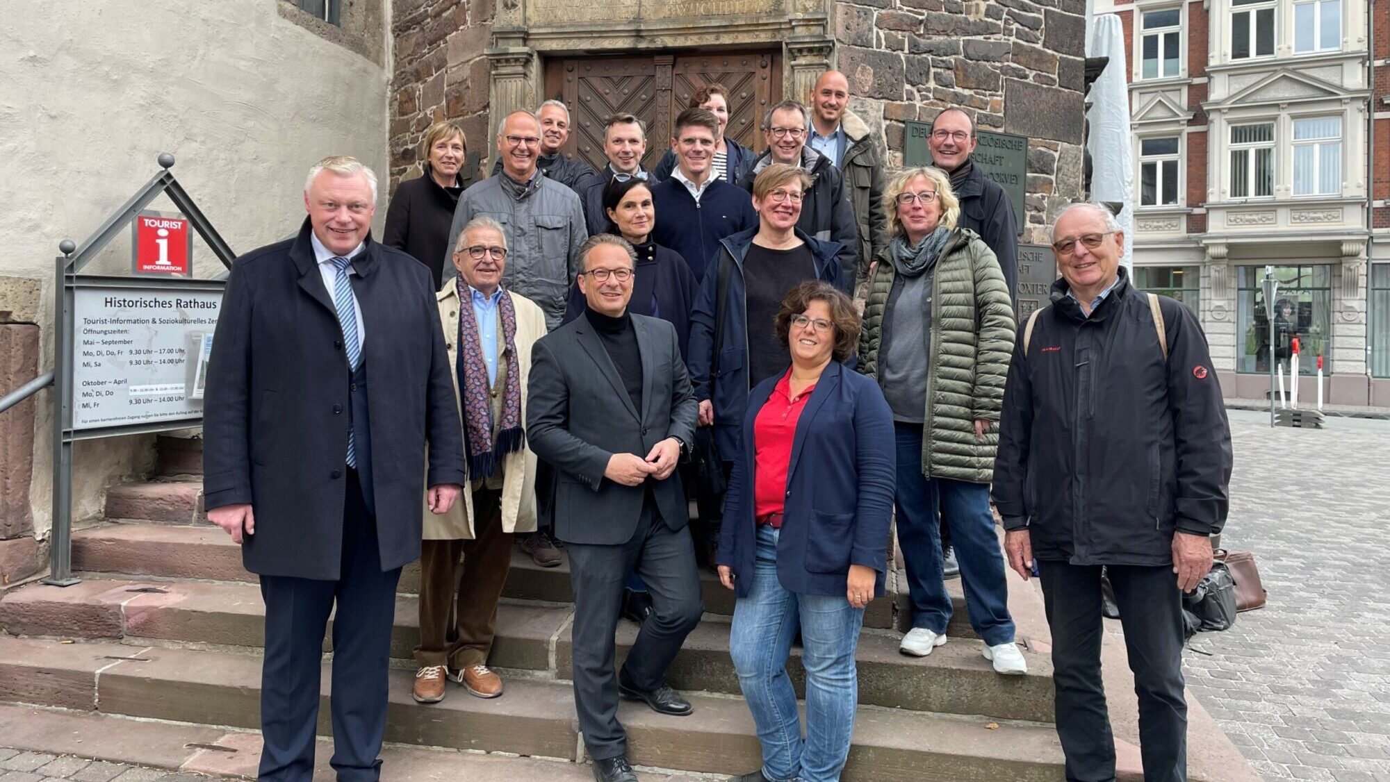 Bürgermeister Reiner Breuer reiste mit einer Delegation zur kommenden Landesgartenschau Höxter | Bild: Stadt Neuss Bürgermeister Reiner Breuer reiste mit einer Delegation zur kommenden Landesgartenschau Höxter
