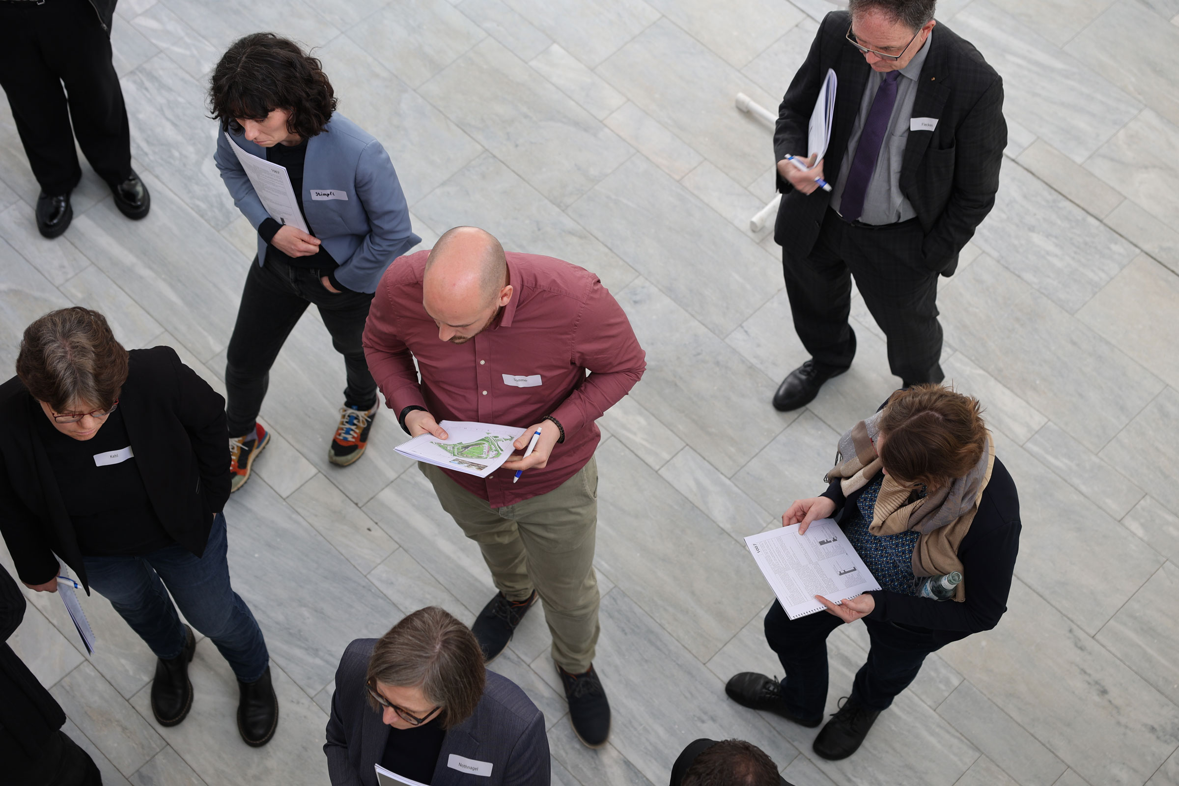 Eine hochkarätige Jury unter dem Vorsitz von Landschaftsarchitektin Ina Bimberg beurteilte im März 2023 die Wettbewerbsbeiträge. | Foto: Stadt Neuss